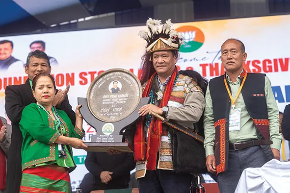 TajumY55795's tweet image. Building resilience, securing futures.
CM Pema Khandu emphasizes #SUMP as vital for flood control, ecosystem protection &amp;amp; economic progress.
With 70% MoUs signed, momentum is clear—unity will complete the vision.
@PemaKhanduBJP 
@JM_Scindia 
#Siang #Development #TNwithAIADMK