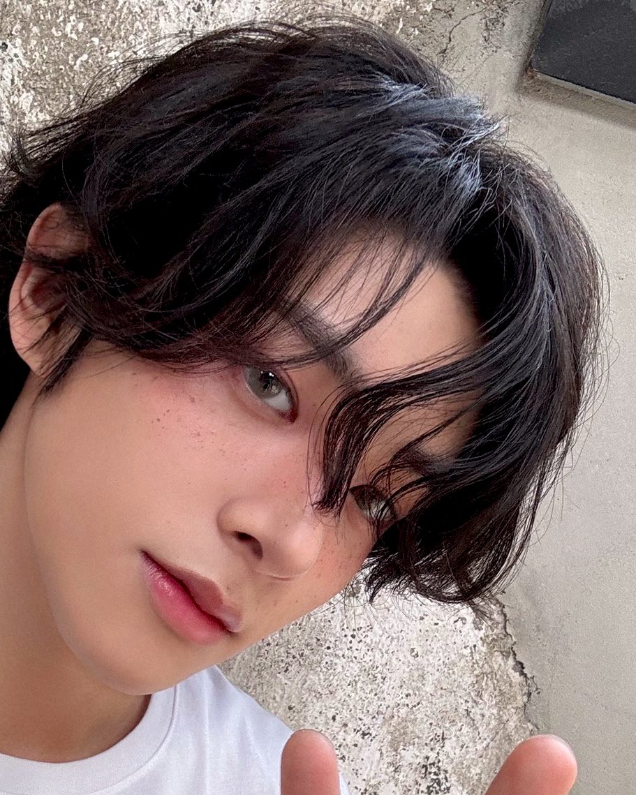 제이크 얼굴 tweet media