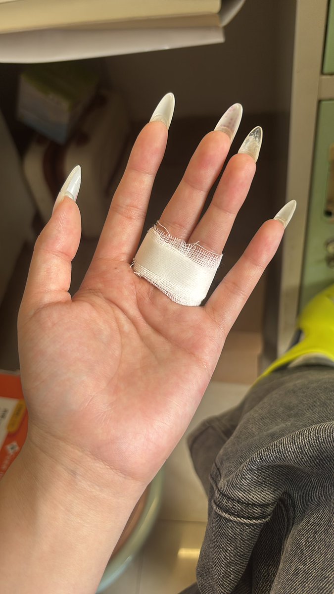 Loooooopyyy_ tweet media