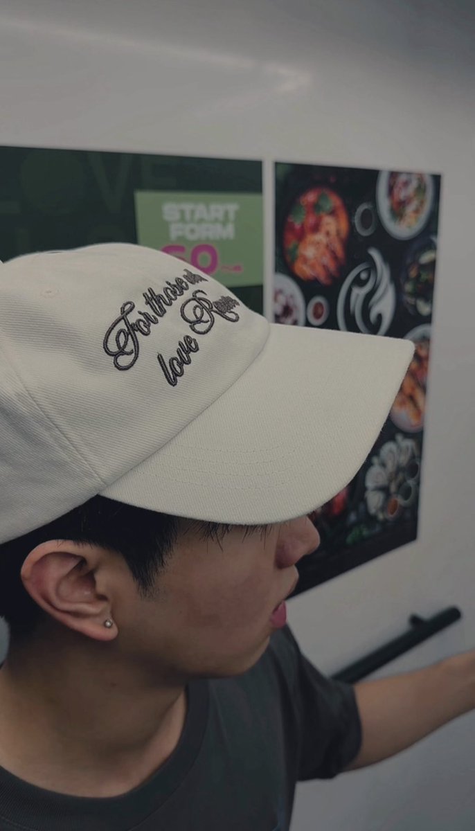 seakeen_TH's tweet image. 📸 by sea_ta_lay 

// การที่ introvert ยกมือถือขึ้นมาถ่ายรูปแปลว่าสิ่งนั้นต้องน่ารักมากแน่ๆ!👉🏻👈🏻

| ♡ #sea_ta_lay ♡#keenkeno |
☆ #seakeen #ซีคีน ★