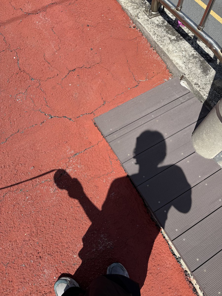 이백사 tweet media