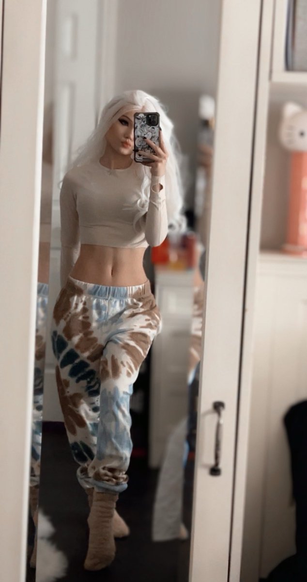justfoxii ♡ tweet media