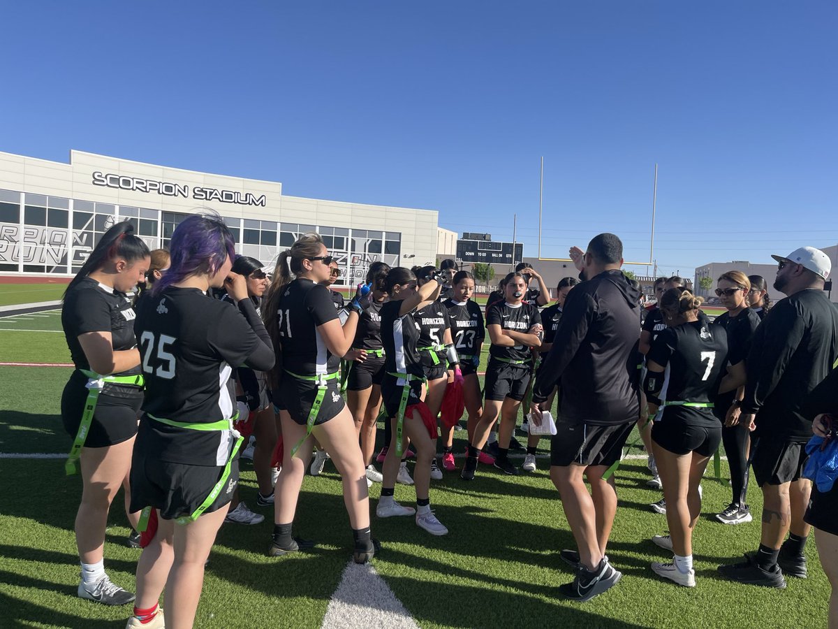 Coach_DQ59's tweet image. Yesterday afternoon our girls and the rest of the coaching staff had the opportUNITY to scrimmage the lady lobos from Mountain View!! Our lady scorpions came out ready to compete at a high level defending their home‼️‼️ #ScorpionStrong #RepTheH
