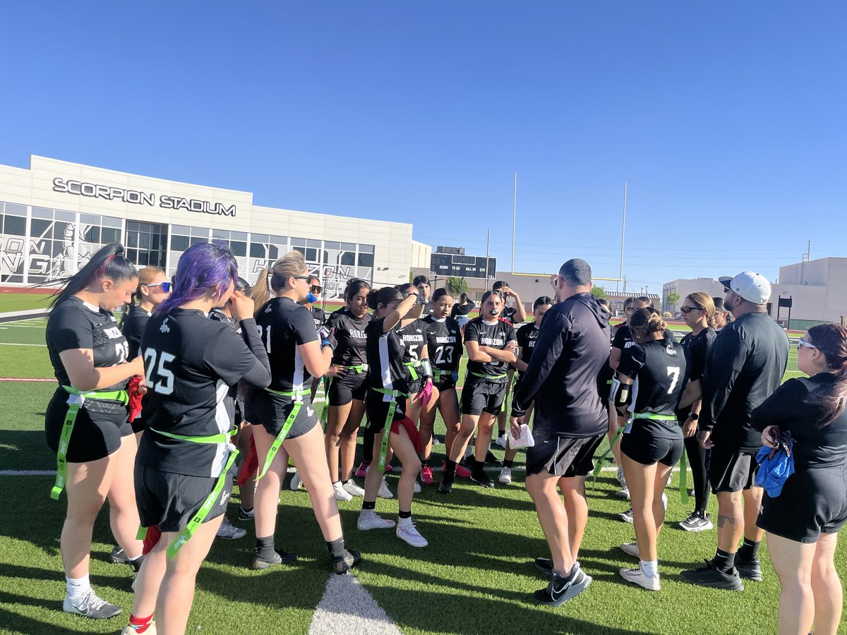 Coach_DQ59's tweet image. Yesterday afternoon our girls and the rest of the coaching staff had the opportUNITY to scrimmage the lady lobos from Mountain View!! Our lady scorpions came out ready to compete at a high level defending their home‼️‼️ #ScorpionStrong #RepTheH