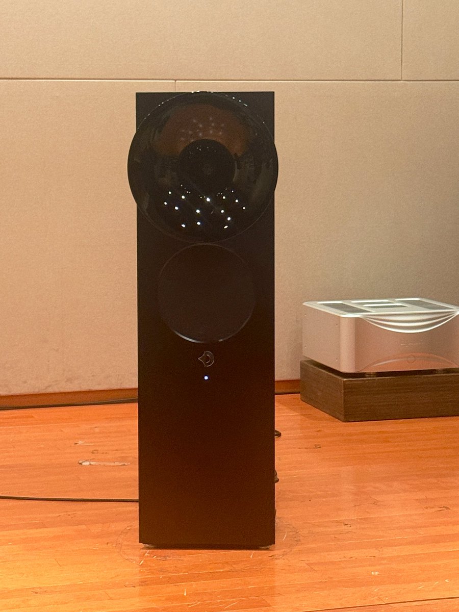 pw_audio's tweet image. 【本日の取材】#アクティブスピーカー 連載、ついに次回は #アヴァンギャルド のハイエンド・ホーンスピーカーが登場します！初のフルアクティブスピーカー「OPUS 1」、アンプとスピーカーを一体開発できるからこその抜群の切れ味、充実のエネルギー感です！
#avantgarde