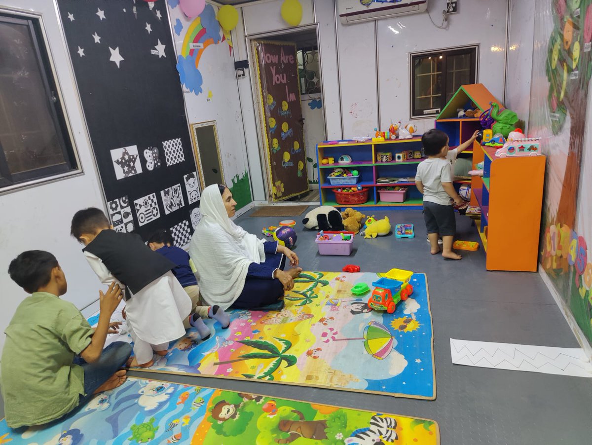 RFInterventions's tweet image. RF hosted a successful Open House at the Rupani Foundation Platinum AWIP Centre bringing together parents, children, and educators for joyful learning and stronger family–school collaboration.

#RupaniFoundation #OpenHouseEvent #AdmissionsOpen