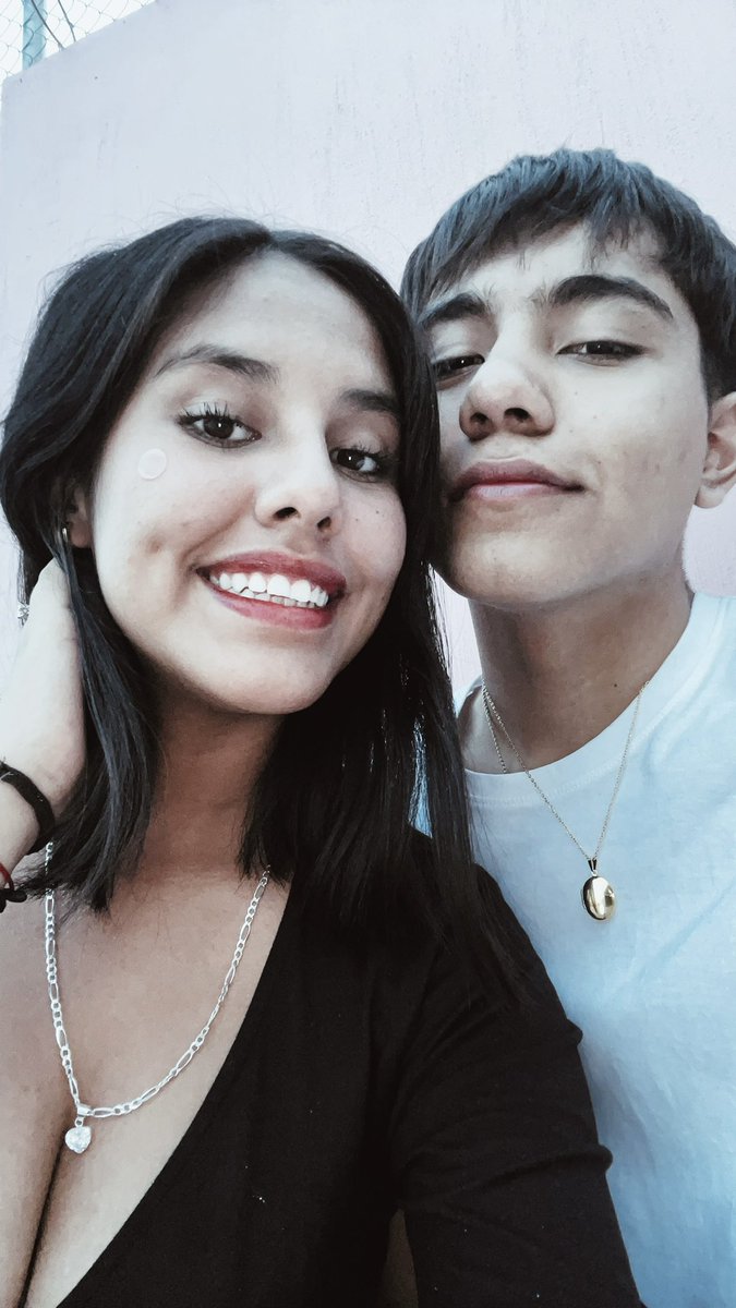 Fernand36359204's tweet photo. 17 meses a lado de la persona más paciente, amable y amorosa del mundo, llena de mucho amor alegría y risas, te amo mi bebito.💌 https://t.co/7kWlXEqw5S
