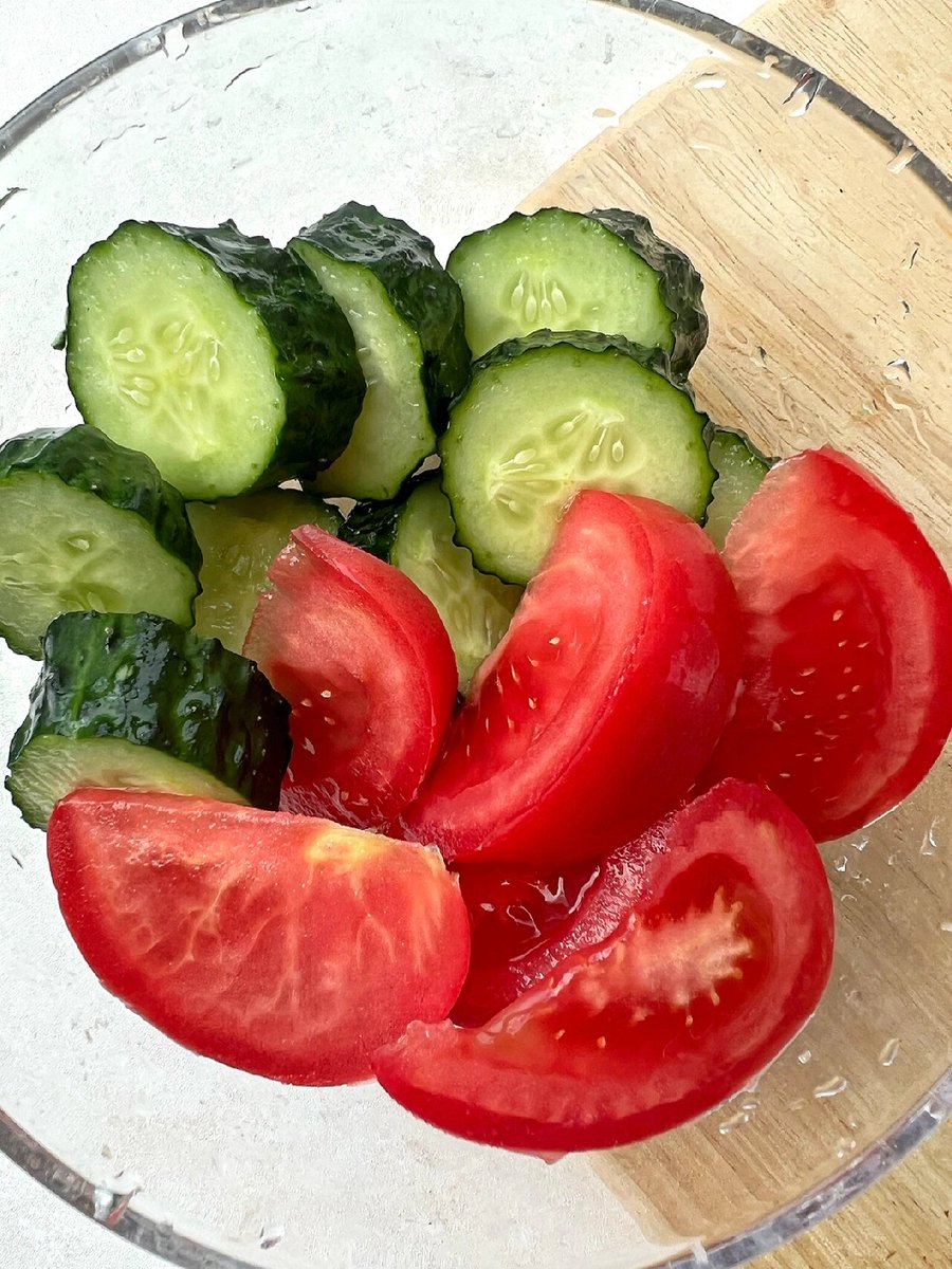 Adam Raymond tweet media