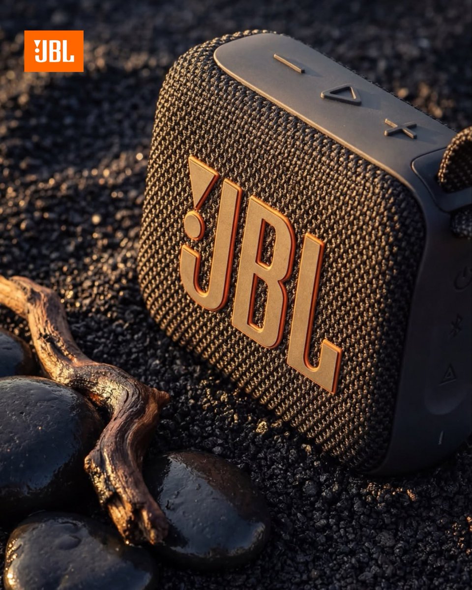 DiscountStoreUg's tweet image. The JBL Go 4 brings that deep JBL Pro Sound bass to your pocket. Perfect for the plot, the beach, or the backyard.

• Battery: 7+2 Hours (Playtime Boost)
• Durability: Waterproof &amp;amp; Dustproof
• Price: 180,000 UGX

📞 +256 704 196 951

#jbl #portable #speaker #outdoors #travel
