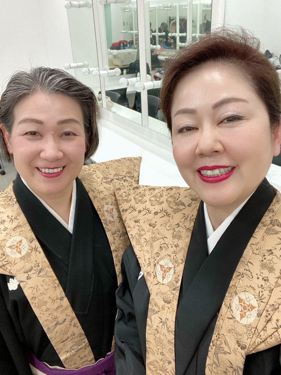 Tomojuchan's tweet photo. また、本公演を主催してくださいましたmaruna 様ならびに運営スタッフの皆様、美術館のスタッフの皆様、そして共演くださった吉田光栄様を始めとする乙女文楽座の皆様、豊竹呂秀様、本当にありがとうございました✨！

約30年前に金沢を訪れた時には、　↓続 https://t.co/EekugkbJNe