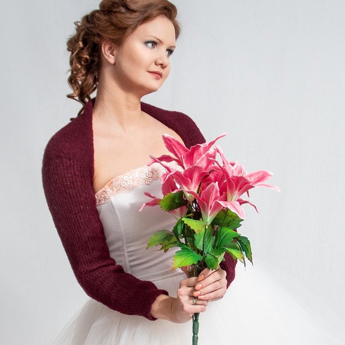 SuperSoftKnits's tweet image. Soft alpaca silk bridal bolero 🤍   Warm, handmade &amp;amp; elegant — perfect wedding or bridesmaid cover-up.   #BridalBolero #WeddingShrug #Handmade #Alpaca #Silk #EtsySeller 

etsy.me/3PPQMae