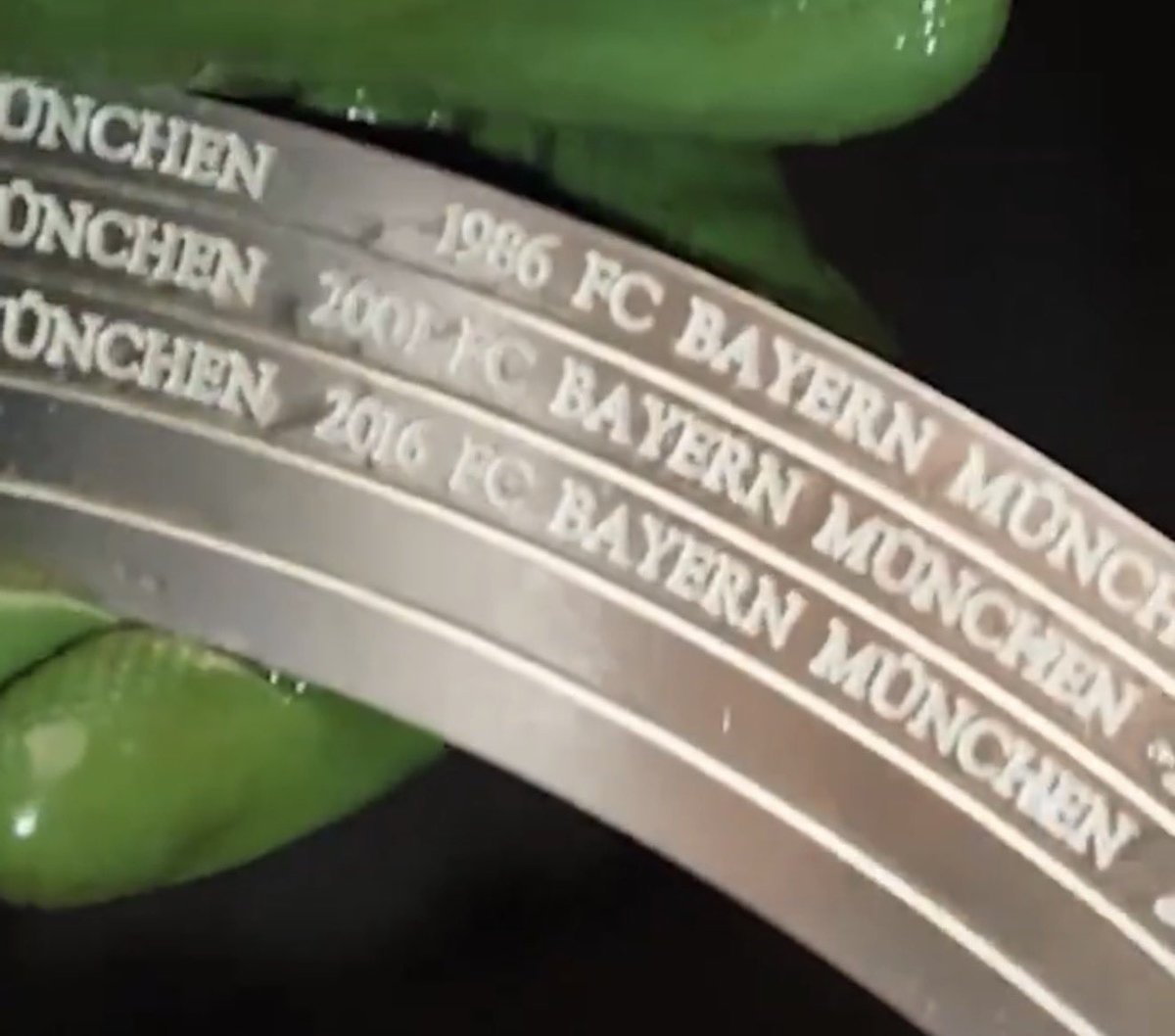 Marquisard tweet media