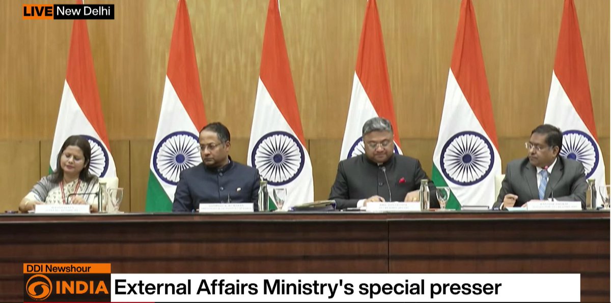 DDIndialive's tweet image. #WATCH | Special Briefing by MEA on the Official Visit of Federal Chancellor of Austria to India 

LIVE: studio.youtube.com/video/TBlxk1kH…

@MEAIndia @IndiainAustria
 
#IndiaAustria #BilateralRelations #GlobalCooperation