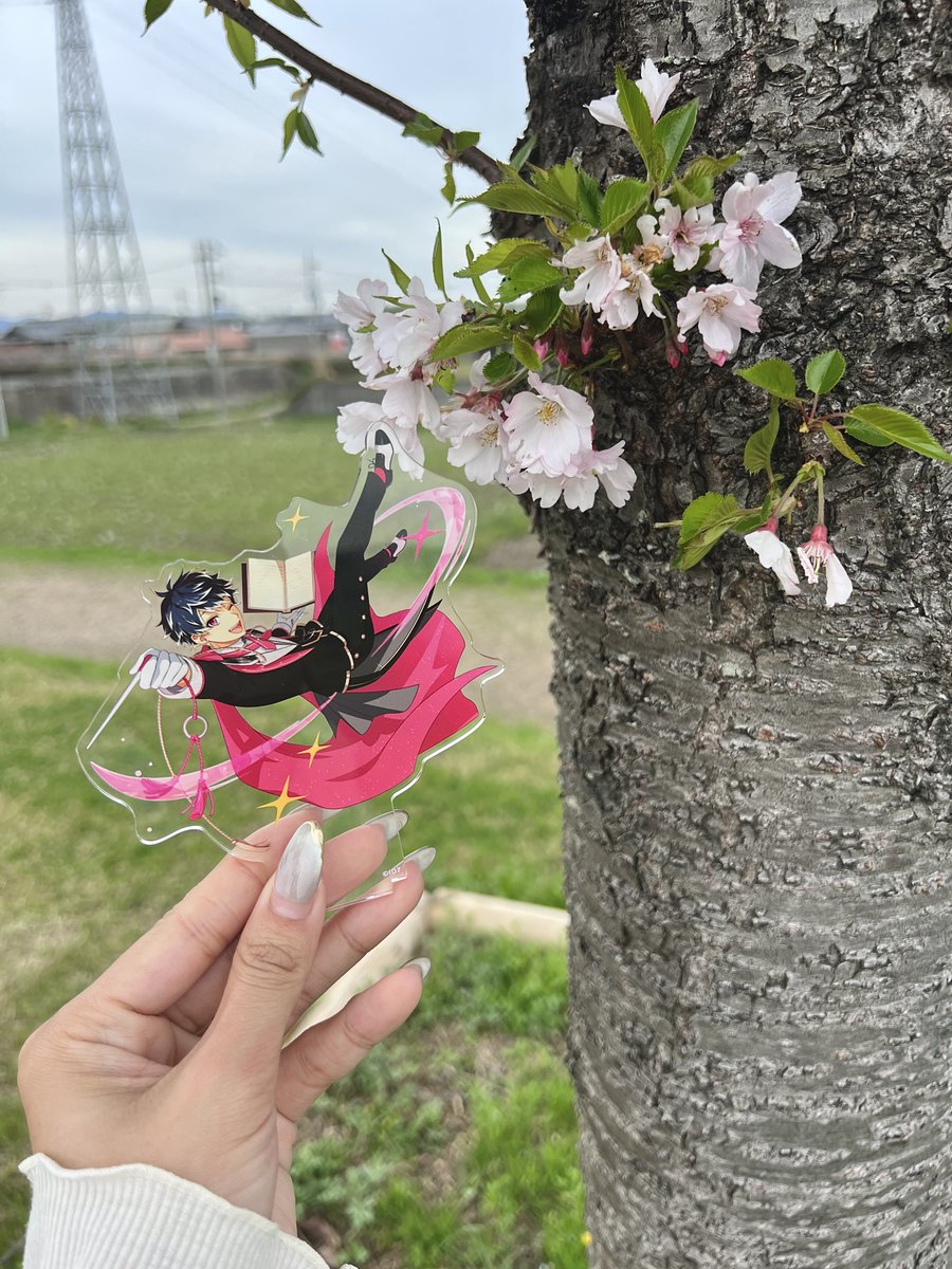 まるう tweet media