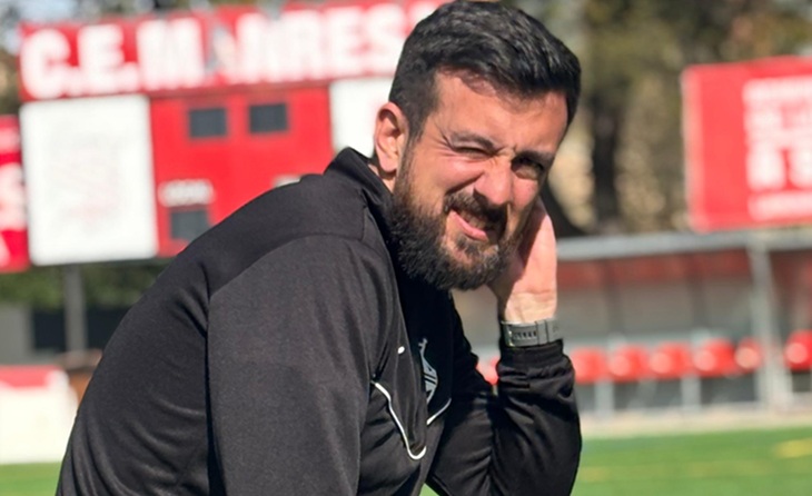 FutbolCatalunya's tweet photo. “Si el @Cemanresa1906 serà campió? Sí, sí, clar…, què t’he de dir jo, no?!”

Té 38 anys i la seva experiència el col·loca ja com un dels grans referents de la #3federacio5 al capdavant del líder. @sergitrullas no aixeca la veu,però diu la seva

https://t.co/H29ma35m8j
#futbolcat https://t.co/uFhPyp6sJA