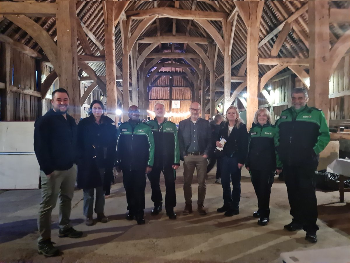 sjaharrow's tweet image. @SJA_Ealing and Harrow covered BBC R4 Gardeners Question time recordings last night in Harmondsworth medieval barn. Panel - #Jameswong @BunnyGuinness1 #Francistophill and Peter Gibbs @BBCGQT gardening great for physical and mental health @MindinHarrow