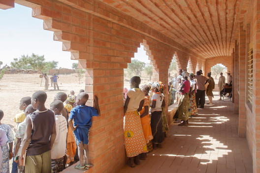 Primary School Tanouan Ibi by LEVS architecten

Bandiagara, Mali 🇲🇱