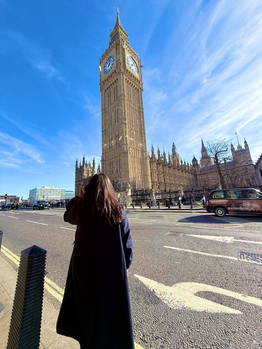 anishaah_'s tweet photo. Hello 🇬🇧 https://t.co/Q84RZ3e6z6