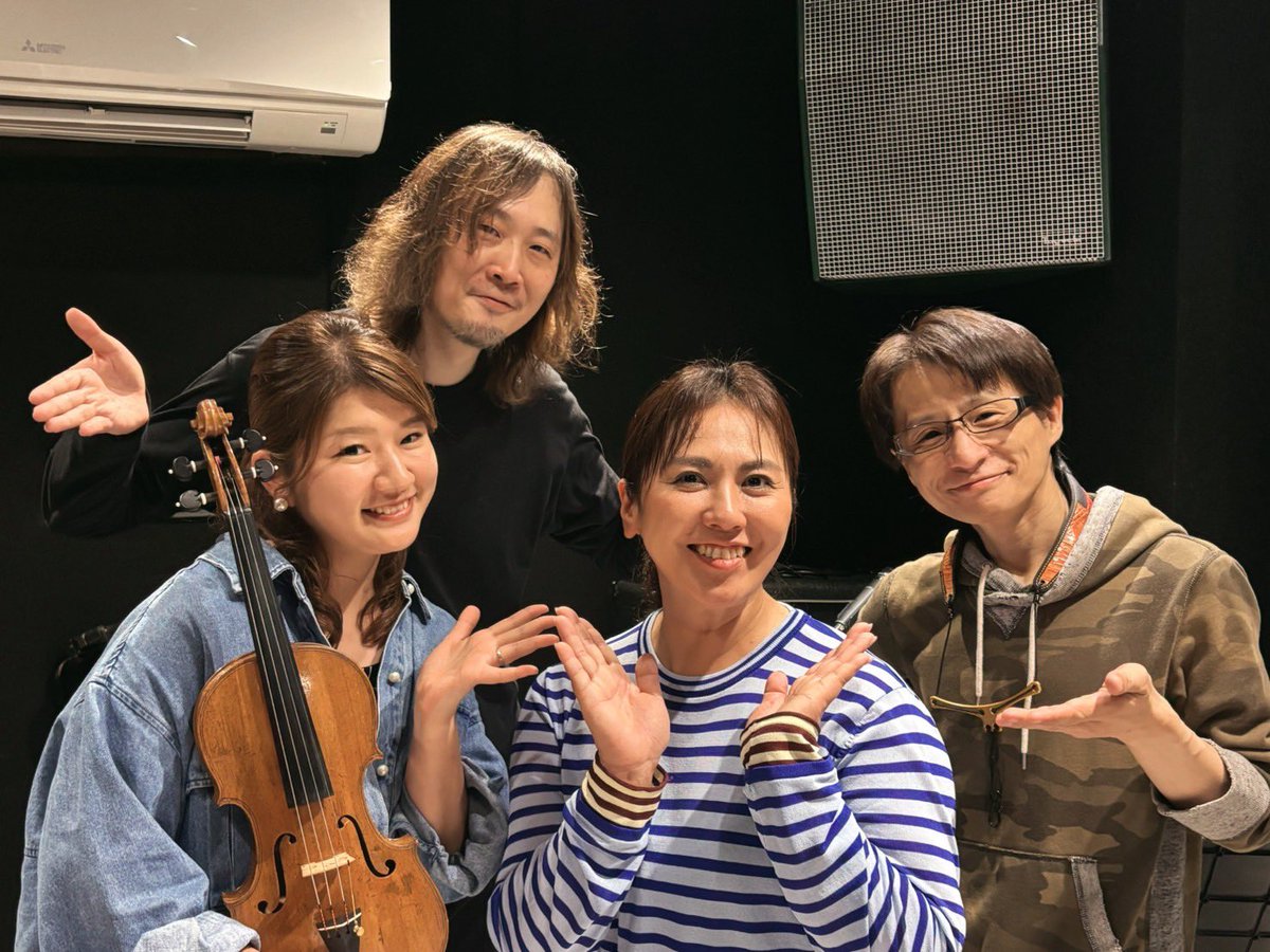 未来優希さんリハーサルでした！
伊勢さんのご紹介で
初めましてでしたが、
とてもパワフルかつソウルフルな
歌声に圧倒されました🫢
また一つ楽しみが増えました😊

本番は5/16(土)
六本木CLAPSにて！
お待ちしておりますっ😎

ご予約↓
pro.form-mailer.jp/fms/42e7237134…