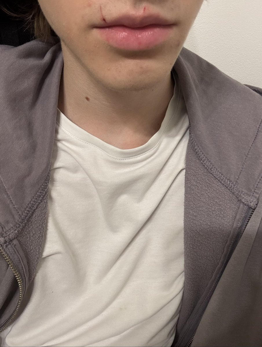 PeachesSafeSpace tweet media