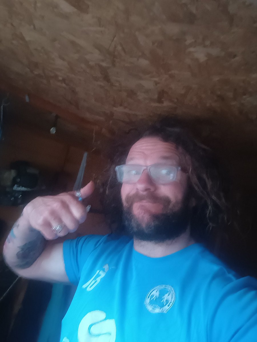 1934rabbit's tweet photo. #DalysGymShed✔️✔️✔️✔️✔️ #mentalhealth #fitnessiskey #motivation #consistency #positivity #onions https://t.co/5qjgc3D82A