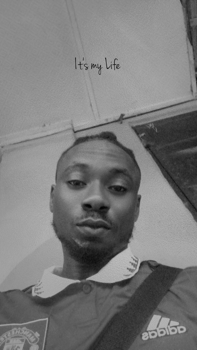 I met my new boss yesterday and I was really impressed with the way he runs his company.. 
I saw him come in and nobody was doing all this oga panic that people used to do .. it was so simple, cultured and professional. 
As a new staff  I was summoned to the office and to my