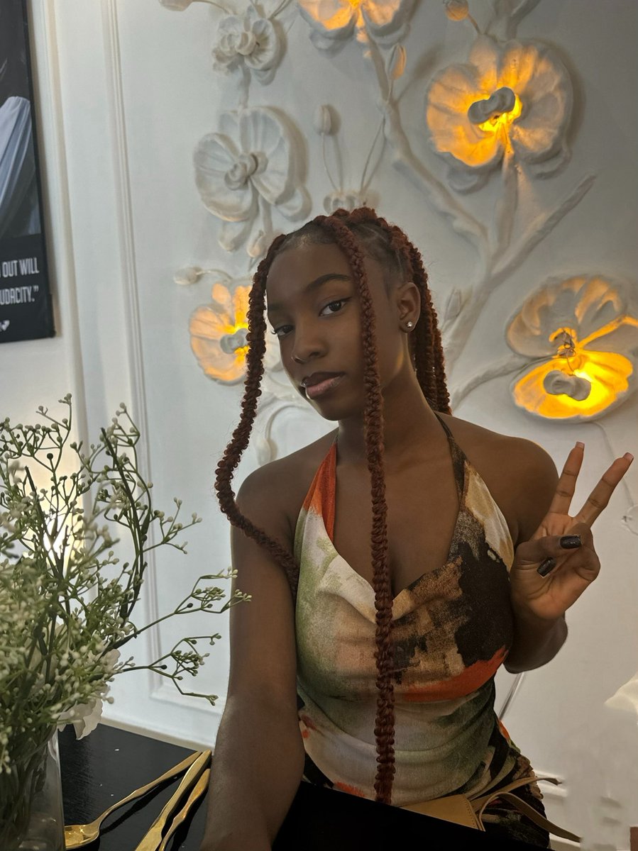 fwrealclinton tweet media