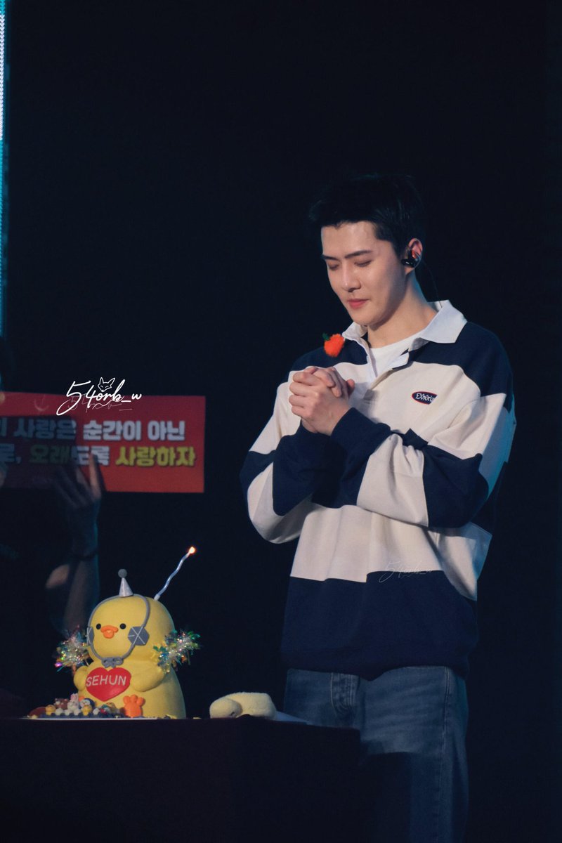 SeeHunbook tweet media