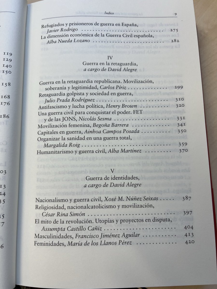 david_alore's tweet photo. Os avanzo contenidos, que reúnen a muchos de los principales expertos y expertas en sus respectivos campos, con aportaciones sintéticas de gran nivel y dentro de las temáticas que marcan los debates estas últimas décadas. ¡El 6 de mayo en vuestras librerías de confianza! https://t.co/k3FOmeAV6V