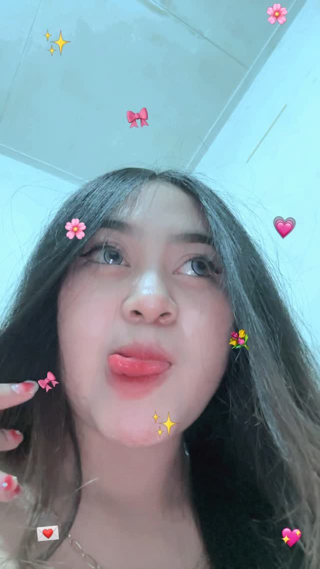 Naura 🐬 tweet media