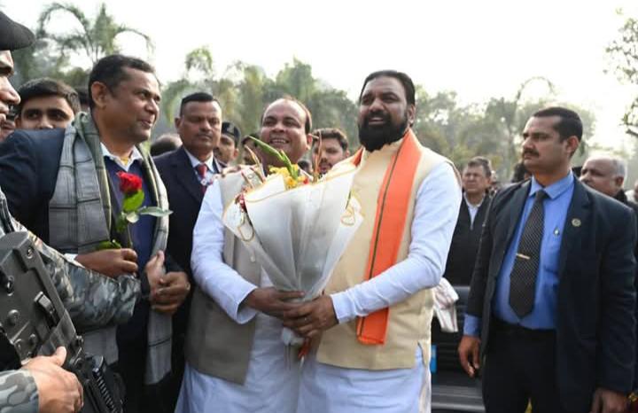 SharvanAgrawal's tweet photo. श्री सम्राट चौधरी जी को बिहार के मुख्यमंत्री पद का दायित्व संभालने पर हार्दिक बधाई एवं शुभकामनायें🙏 
पूर्ण रूप से विश्वास है की श्री सम्राट जी कि नेतृत्व में बिहार विकास की नयी ऊंचाइयों को छूएगा। प्रगति,उन्नति का सफ़र तय करते हुए उनके कुशल नेतृत्व में बिहार विकसित प्रदेश बनेगा। https://t.co/diE3MnegpD
