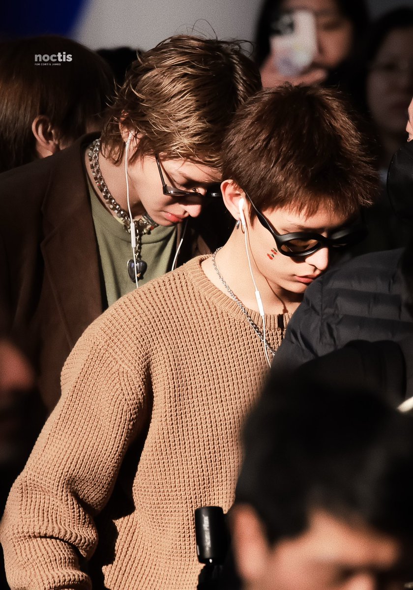 dailyjames tweet media