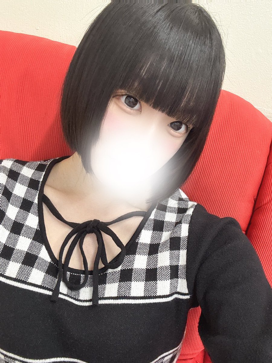 Ecchan_dayo's tweet photo. 髪切ってきた‼️

1時までいますദ്ദി˶ｰ̀֊ｰ́ )

https://t.co/qm4wMXhxCC https://t.co/ZW2BVLKQO8