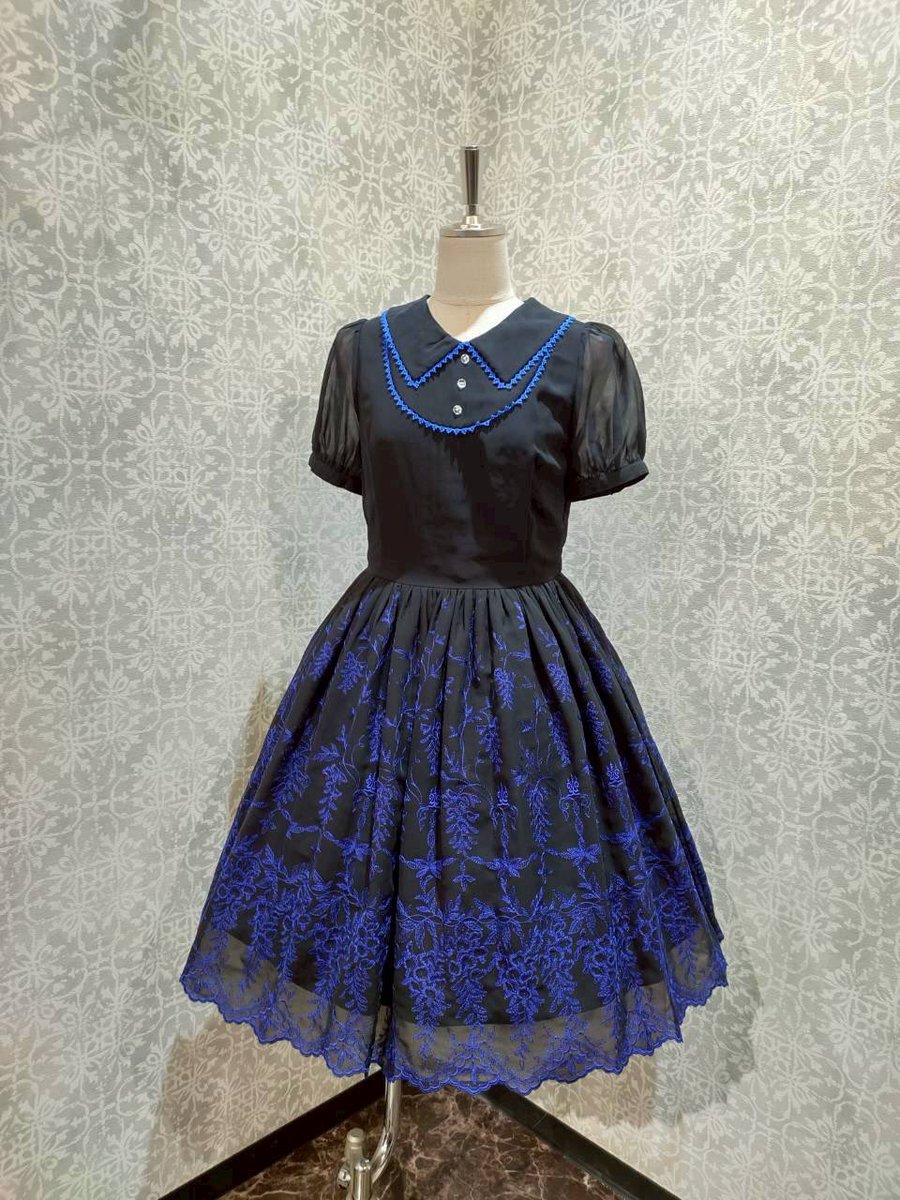 モワティエ Wisteria Grace ワンピース 黒青 Wisteria Grace Round