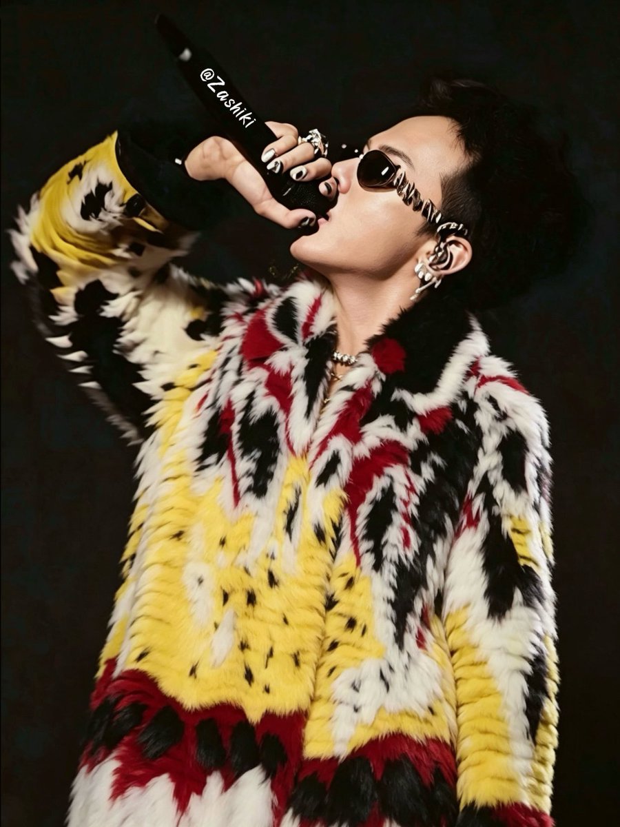 The most suitable person to wear fur 

#GDRAGON #지디 #지드래곤 #권지용  #權志龍 #BIGBANG_IS_BACK #BANGCHELLA