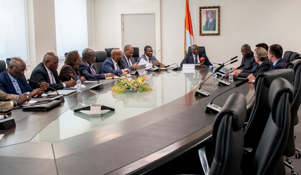 Gouvciofficiel's tweet image. #Éducation | Agence spatiale de Côte d'Ivoire : le ministre Adama Diawara sollicite l'expertise du Centre spatial de l'Université de Montpellier

Abidjan, le 15 avril 2026- Dans le cadre du démarrage des activités de l'Agence spatiale de Côte d'Ivoire (ASCI), le ministre de