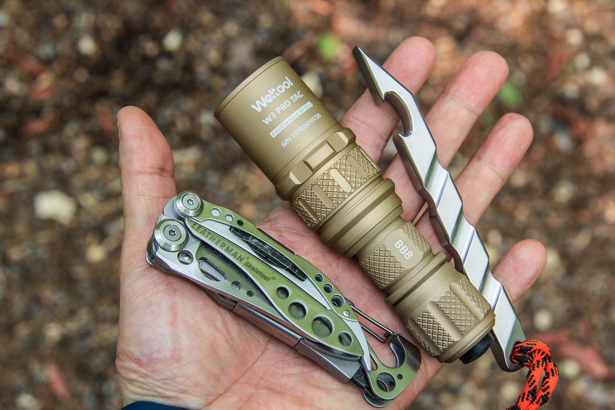 weltool's tweet photo. The W3Pro TAC mini has a head diameter of 33mm and a total length of 129mm. It defaults to high mode and also hides strobe and low modes. #weltool #lepflashlight https://t.co/VxEExz0ck5