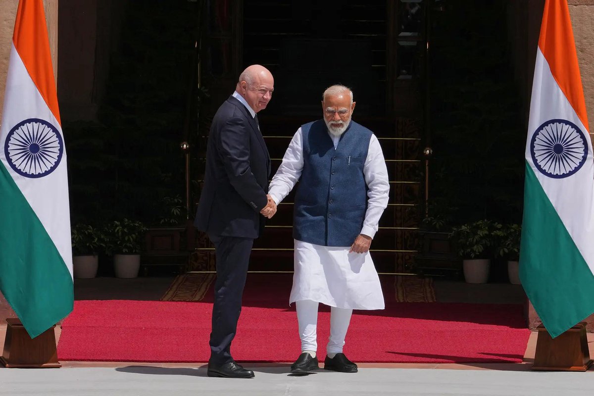 timesofindia's tweet photo. #Delhi | Prime Minister Narendra Modi held bilateral talks with Austrian Chancellor Dr Christian Stocker at Hyderabad House, discussing key areas of cooperation and strengthening India–Austria ties.

#NarendraModi #ChristianStocker #IndiaAustria https://t.co/n04OEVwmMB