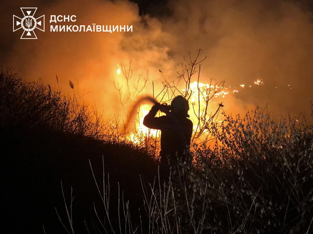15 квітня на території Миколаївщини зареєстровано шість пожеж. Всі виникли в екосистемах. Горіли сміття, суха трава, чагарники та шини
shorturl.at/ZyeSm