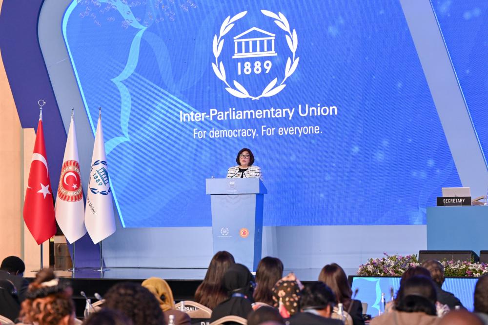 MezahirEfendi's tweet photo. The Speaker of #MilliMajlis @Az_Spiker presented the report of the 15th Summit of Women Speakers of #Parliament held in 2025
41st Forum of #WomenParliamentarians #IPU152 #Peace #IPU #Istanbul #MPs #Azerbaijan
@IPUparliament
@TBMMresmi
@Milli_Majlis
https://t.co/bkoSVi9dRN https://t.co/yTX67sv9NZ