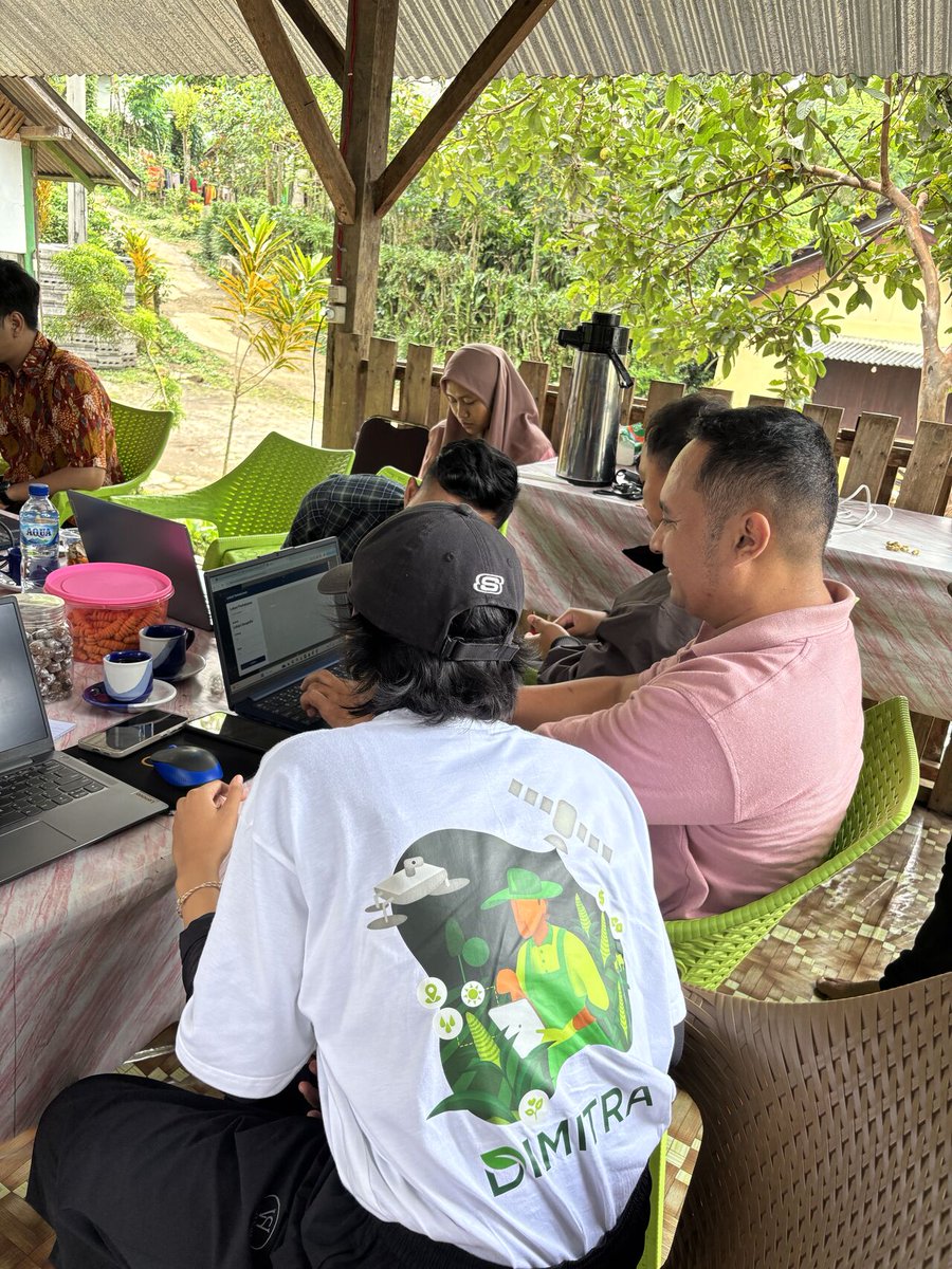 Levina at Dimitra tweet media