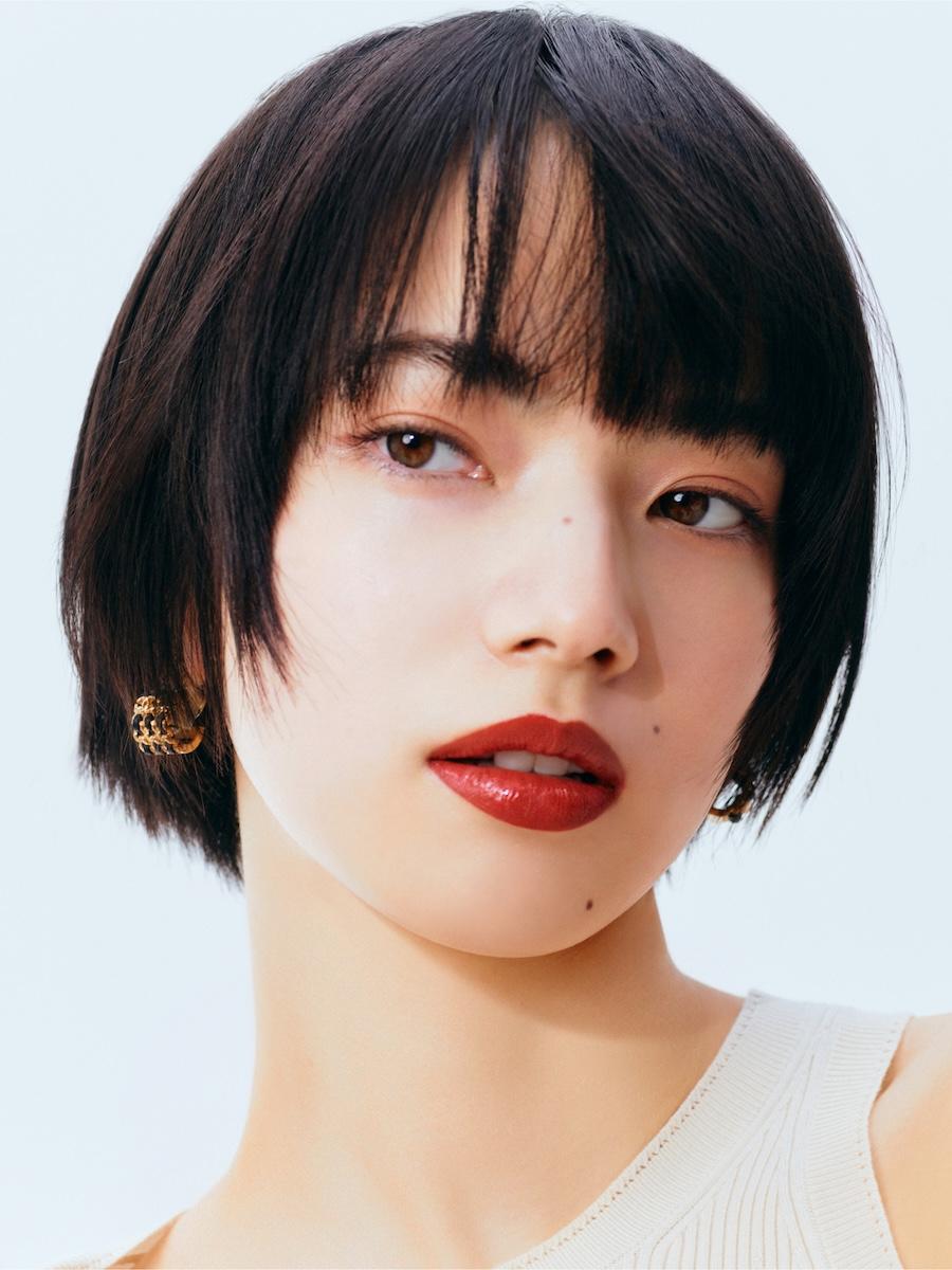 wwd_jp's tweet photo. 【話題記事】「シャネル」がアンバサダー小松菜奈を起用した“ルージュ ココ”の新ビジュアルを公開
https://t.co/lHWePGaJHW https://t.co/KcIczGKyTG