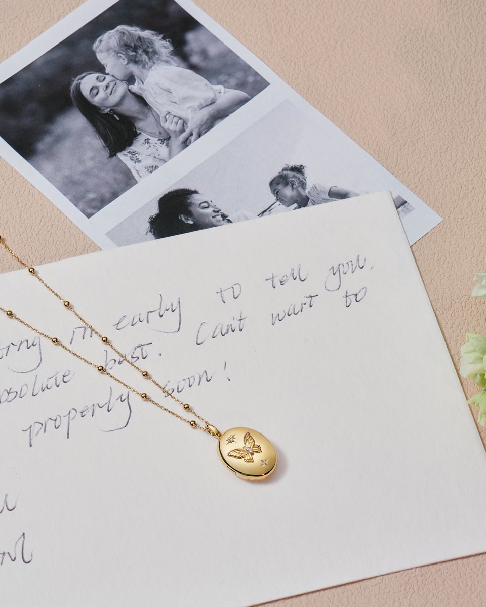 AniaHaie's tweet photo. New arrival: the butterfly locket🦋
Designed to open. Designed to hold. Space for one or two photos, crafted with care.

#AniaHaie #Jewellery #newin #RippleJoy #springjewellery #spring2026 #locketnecklace #internationalmothersday https://t.co/cSwjrZWdZC