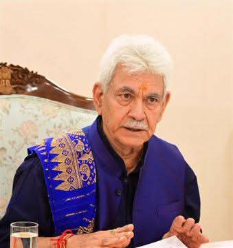 यूपी में मनोज सिन्हा,
बिहार में विजय सिन्हा,
दोनों अपने क्षेत्र में सर्वाधिक योगदान देके जातिवाद के राजनीत के कारण पीछे रह गए  💔🤕