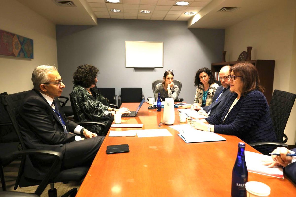 dubravkasuica's tweet photo. Europe is closer to Lebanon 🇱🇧 than ever before. We hope for a ceasefire agreement through the ongoing negotiations in Washington 🇺🇸. I am here with @abisat to reaffirm our support and discuss the economic agenda.

Despite the immense pressure, I commend the Lebanese government’s leadership on responding to the humanitarian crisis - supporting 1.2 million displaced people - and continuing engagement on economic reforms.

The EU steps up its support for the citizens of Lebanon in these extremely difficult times.