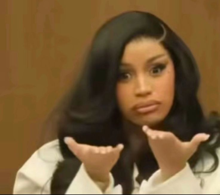 bella ೀ tweet media