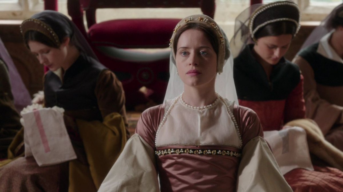Mickey_Mayhew's tweet image. #British actress Claire Foy was born #OTD in 1984, in #Stockport, Greater #Manchester; she played #AnneBoleyn in the #BBC adaptation of Hilary Mantel's Thomas Cromwell #Tudor trilogy, beginning with 'Wolf Hall'; Foy was better than Geneviève Bujold but still several notches below