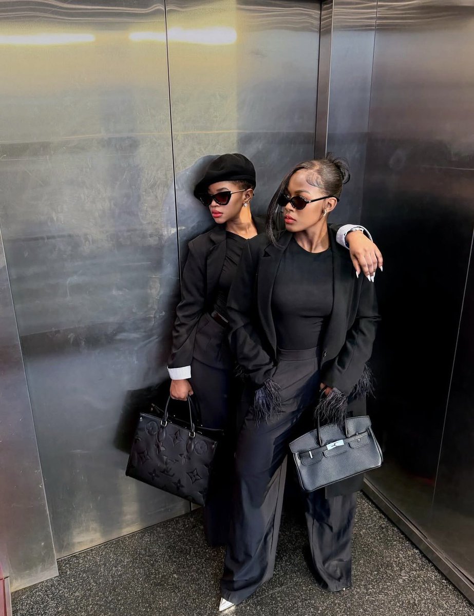 100.2 Galaxy FM Zzina! tweet media