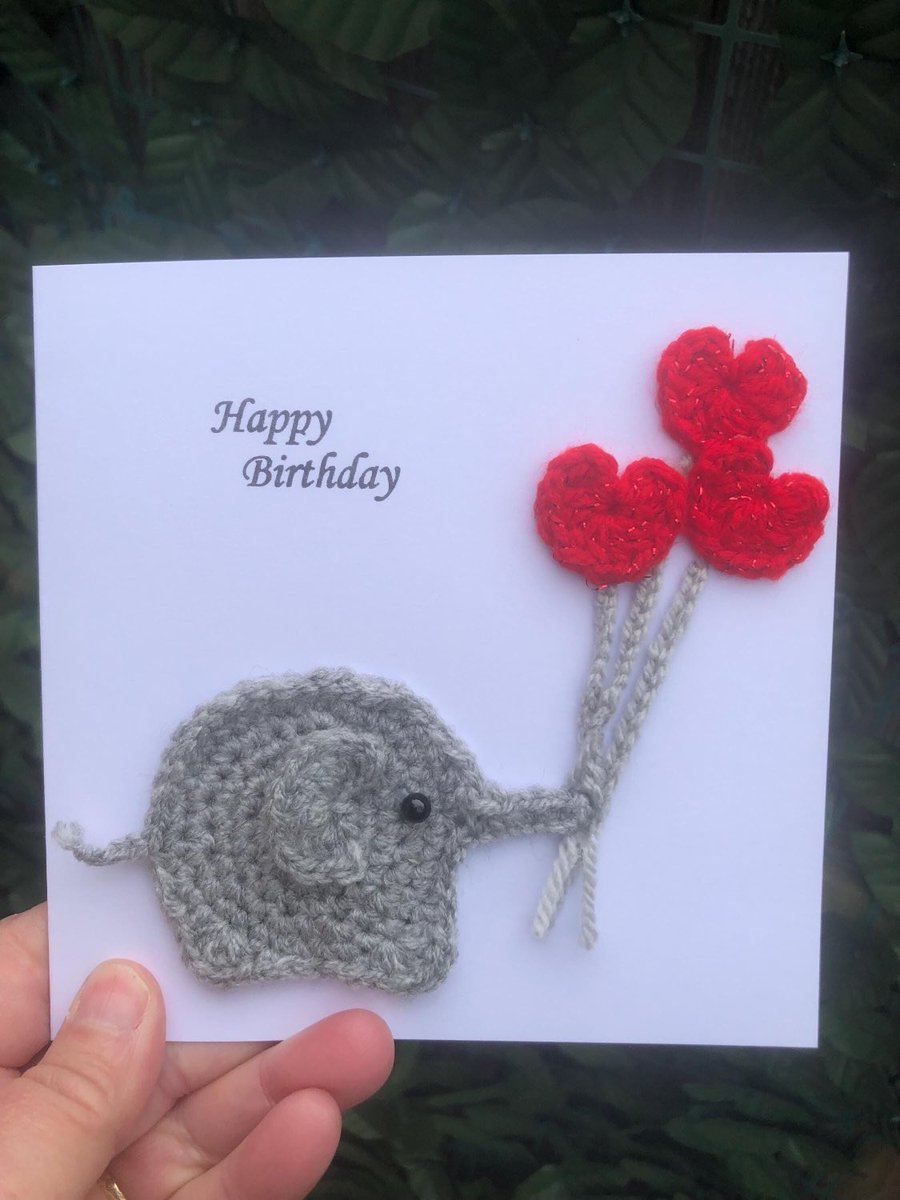Offthehookhelen's tweet image. Elephant with heart balloons birthday card #elephant #handmade #supportsmallbusiness #heart #crochet #birthdaycards 

offthehookhelen.etsy.com/listing/170964…
