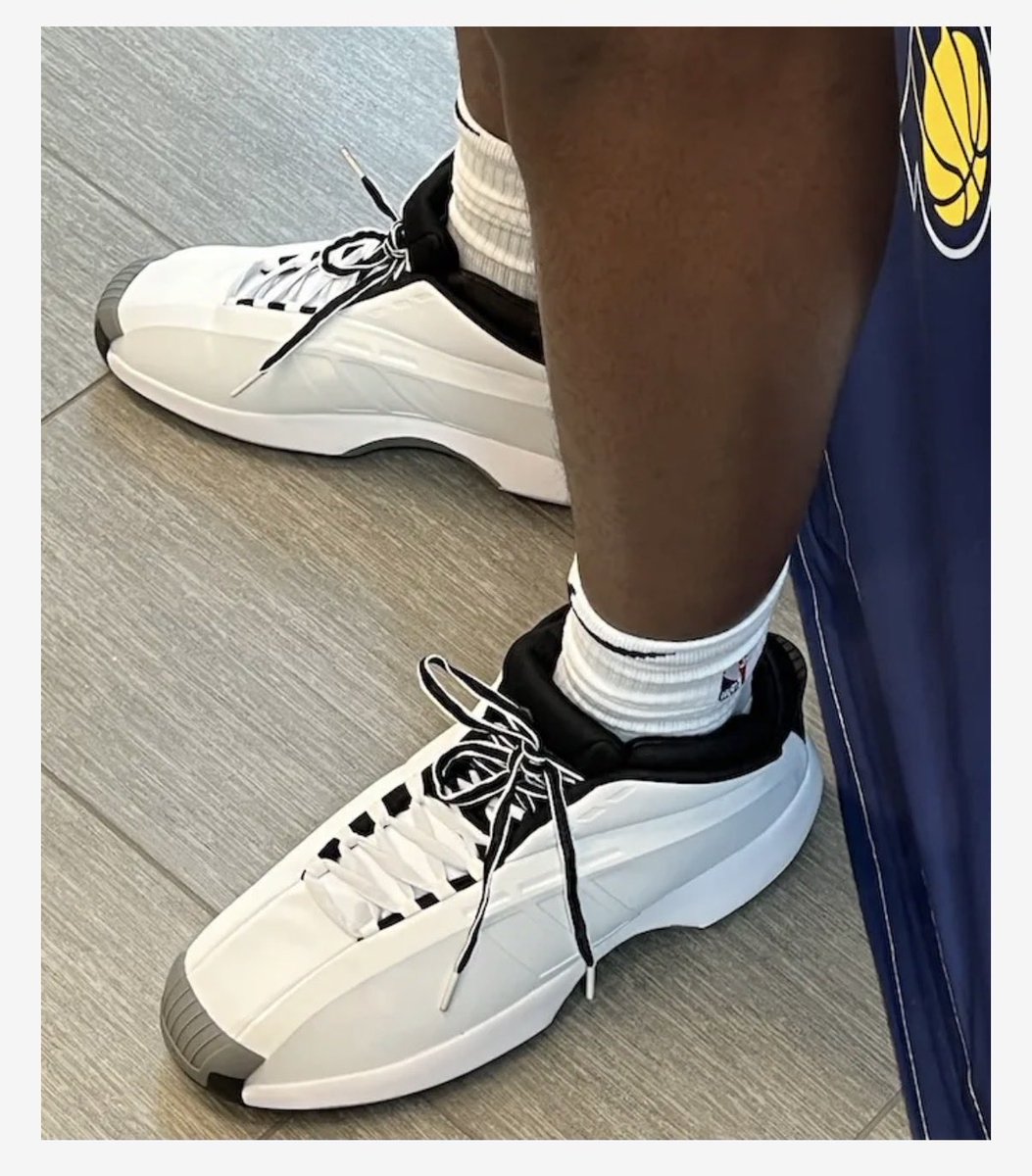 Lakers Legacy tweet media